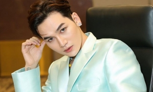 Sau drama bị 'nghỉ chơi', Ali Hoàng Dương đăng tâm sự cầu khẩn rơi lệ