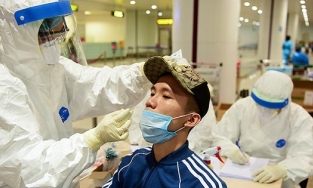 Trước khi xuất cảnh, muốn xét nghiệm Covid-19 thì phải làm gì?