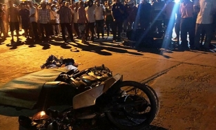 Quảng Nam: Ô tô 'điên' tông loạt xe máy, 2 người chết, 6 người bị thương