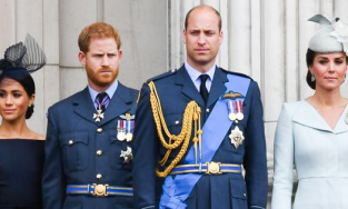 Vợ chồng Công nương Kate và nhà Meghan có động thái khác biệt sau khi Hoàng thân Philip qua đời