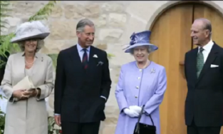  Cảm động với bộ ảnh tưởng nhớ Hoàng thân Philip của Thái tử Charles