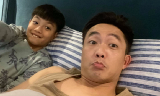 Cường Đô La chia sẻ đoạn clip Subeo làm văn miêu tả tính cách thật của bố