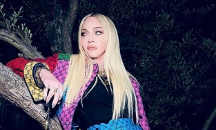 Madonna lại gây bất ngờ với loạt ảnh 'hack tuổi' từ U70 thành U20