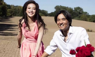 Ông xã pha trò chúc mừng sinh nhật lần thứ 45 của Thư Kỳ