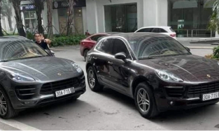 Hà Nội: Lại có thêm 2 xế xịn Porsche Macan cùng biển số 