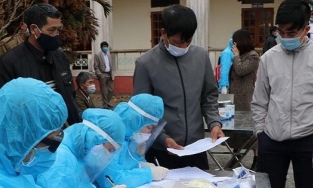 Hà Nội: Tìm người tới 5 địa điểm có liên quan ca mắc Covid-19