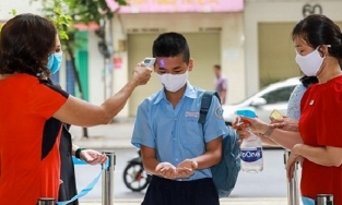 Học sinh TP.HCM chính thức dừng đến trường từ 10/5