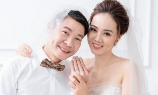 Mới nửa năm hôn nhân, vợ chồng Công Lý đã cãi vã, bà xã còn đăng đàn kể chi tiết