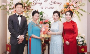 Nhuệ Giang vợ Xuân Trường lộ cách đối xử với mẹ chồng chỉ qua một bức ảnh