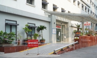 Cặp vợ chồng nhiễm Covid-19 ở Thanh Xuân: Đi du lịch Đà Nẵng, khám ở BV Việt Xô, chơi golf, dự đại hội cổ đông và loạt cuộc họp