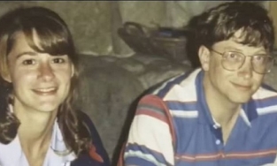 Bạn lâu năm tiết lộ Bill Gates là 'playboy', thích tiệc tùng không mặc gì 