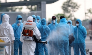 Sáng 13/5: Thêm 35 ca Covid-19, trong đó 33 ca lây nhiễm trong nước