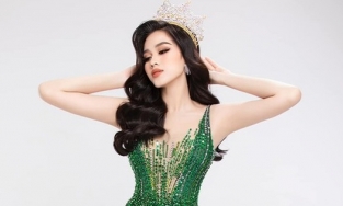 Bị chê là 'Hoa hậu nông dân', Đỗ Thị Hà chứng minh nhan sắc sang trọng