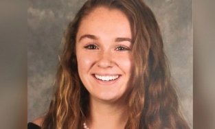 Một phụ nữ Mỹ trúng 1 triệu USD khi tiêm vaccine Covid-19