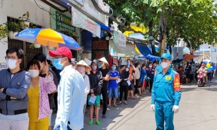 Lãnh đạo đính chính TP.HCM không xét nghiệm Covid-19 toàn bộ người dân