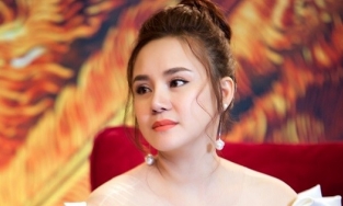 Chán cãi nhau với cư dân mạng, Vy Oanh khóa bình luận trên Facebook