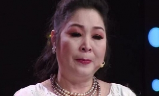 Hồng Vân viết tâm thư dài, 'cúi đầu tạ lỗi' với khán giả vì quảng cáo đồ kém chất lượng