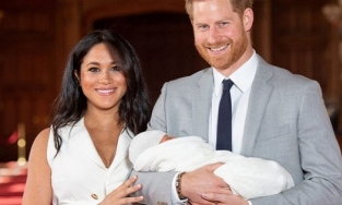 Điểm đặc biệt khác xa những em bé hoàng gia khác của con gái Meghan