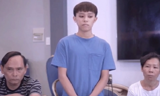 Cư dân mạng soi loạt điểm bất thường trong clip Hồ Văn Cường xin lỗi