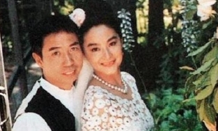 'Đệ nhất mỹ nhân Hong Kong' Lâm Thanh Hà ly hôn vì chồng có nhân tình và cả con riêng?