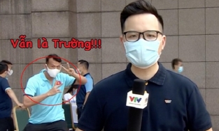 'Ông chú' Tấn Trường ngoài sân cỏ nhí nhố hơn cả các cháu khi làm điều này