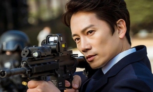 'Ông hoàng rating' Ji Sung trở lại màn ảnh nhỏ