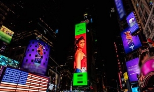 Sau Bích Phương, đến Hoàng Thùy Linh xuất hiện hình ảnh tại Quảng trường Thời đại ở New York