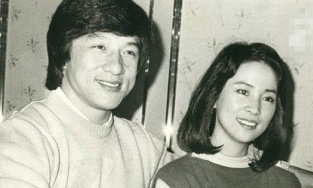 Rộ tin Thành Long và bà xã Lâm Phụng Kiều ly hôn sau 40 năm chung sống