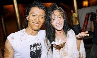 Loạt ảnh đám cưới bí mật của Trương Bá Chi và Tạ Đình Phong bỗng sốt trở la