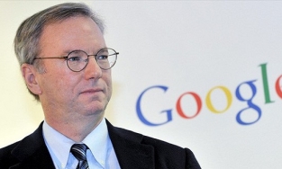 Cựu CEO Google nổi tiếng đào hoa hẹn hò tình trẻ kém 39 tuổi