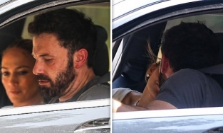 Ben Affleck và Jennifer Lopez đi xem nhà mới, chuẩn bị dọn về sống chung