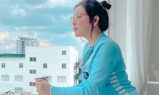 Lý Nhã Kỳ khoe 'đường cong như đường đua', Lệ Quyên ngồi không cũng bị gọi 