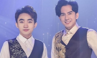 Đan Trường bị soi thường xuyên mặc đồ đôi với nam ca sĩ trẻ