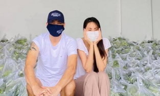  Thủy Tiên bị yêu cầu công khai tiền từ thiện, Công Vinh đáp trả 'chất lừ'