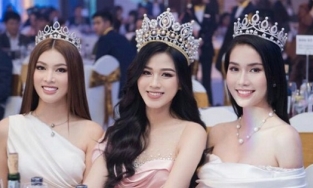 Đỗ Thị Hà tung ảnh đọ sắc bên 2 Á hậu, chúc mừng sinh nhật cô chị Ngọc Thảo