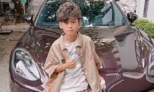 Quý tử nhà Lệ Quyên mới 11 tuổi đã được bố tặng xế xịn 30 tỷ