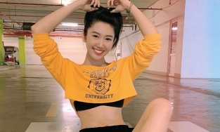 Thúy Ngân đăng ảnh trong hầm gửi xe, không trang điểm vẫn xinh miễn bàn