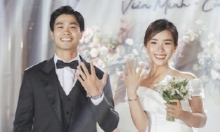 Trò chuyện cùng đồng đội, Công Phượng tiết lộ tình trạng thai kỳ của bà xã