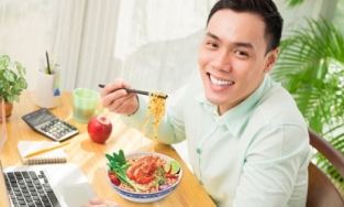 Công bố BXH 10 nước ăn mì nhiều nhất thế giới, bất ngờ với thứ hạng của Việt Nam