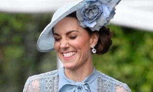 Hoàng tử William tiết lộ cách bà xã Kate giải tỏa căng thẳng