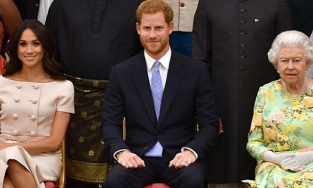  Harry - Meghan dậy sóng dư luận khi tiết lộ điểm không hài lòng về Nữ hoàng Anh 