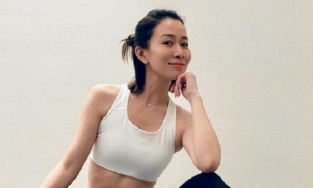 Mỹ nhân U50 Xa Thi Mạn mặt mộc trẻ trung như gái 20