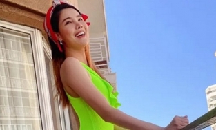 Thân hình gái 2 con Kỳ Hân chuẩn mẫu như thời hoàng kim