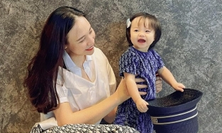 Ái nữ Cường Đô La ở nhà cũng diện nguyên cây hàng hiệu