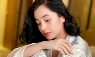 Cẩm Đan đăng clip than cô đơn nhưng vội xóa