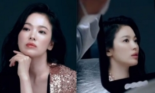 Đẳng cấp nhan sắc 'không tuổi' của Song Hye Kyo qua loạt ảnh hậu trường