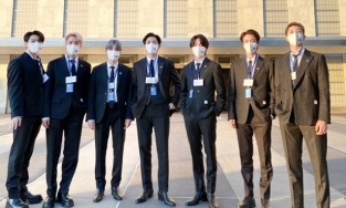 BTS phát biểu tại trụ sở Liên Hiệp Quốc cùng màn biểu diễn hit đầy mãn nhãn