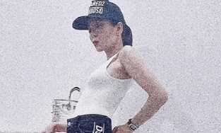 Lệ Quyên chính thức lên tiếng về nghi vấn có thai với tình trẻ Lâm Bảo Châu