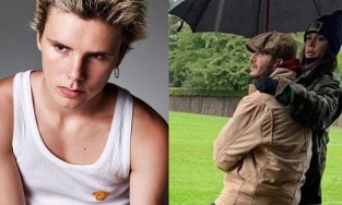 Vợ chồng Beckham tình tứ như chốn không người khi đi cổ vũ con trai đá bóng