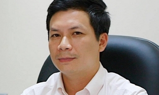 Đăng ảnh 13 năm trước, Shark Hưng tự tin: 'Mình vẫn chẳng già đi được'